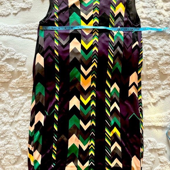 AUTHENTIC M by MISSONI SIZE MEDIUM BEAUTIFUL GEOMETRIC MINI-DRESS/TUNIC - Picture 7 of 7